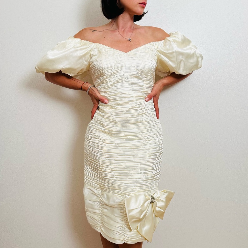 Vintage Ruffle Corset Style Mini Dress Bow 80s Puff Sleeve Ruched Cocktail